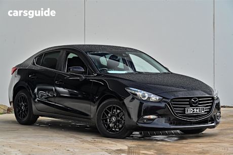 Black 2018 Mazda Mazda3 Sedan MAXX SPORT F