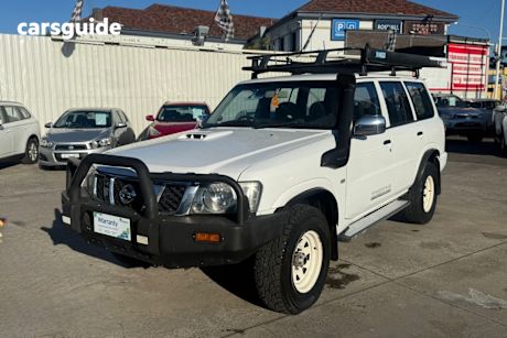 White 2008 Nissan Patrol Wagon Dx (4X4)