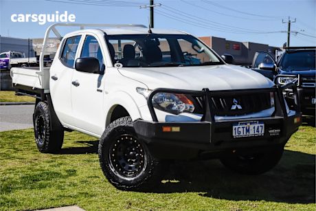 White 2018 Mitsubishi Triton Dual Cab Chassis Glx (4X4)