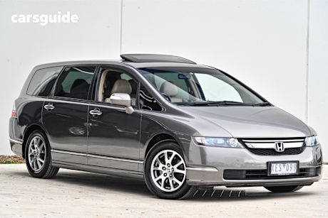 Grey 2008 Honda Odyssey SUV LUXURY F