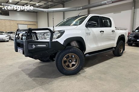 White 2019 Toyota Hilux Ute Tray SR