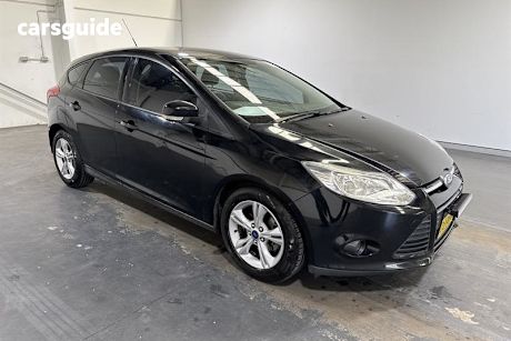 Black 2013 Ford Focus Hatchback Trend