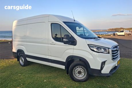 White 2021 LDV Deliver 9 Commercial R
