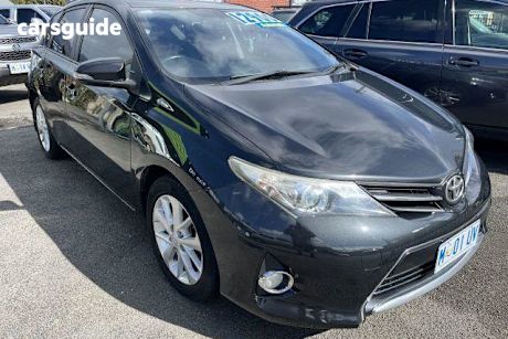 Black 2013 Toyota Corolla Hatch