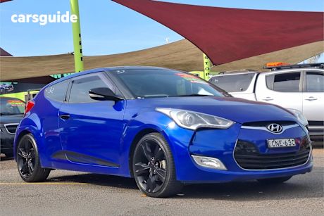 Blue 2013 Hyundai Veloster Coupe +