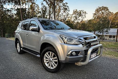 Silver 2018 Isuzu MU-X SUV LS-T 4X4