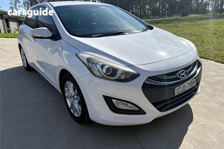 White 2014 Hyundai I30 Hatch SE F