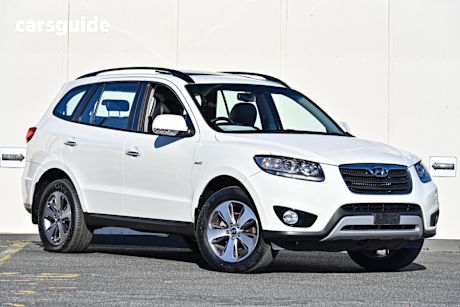 White 2011 Hyundai Santa FE SUV HIGHLANDER 4X4