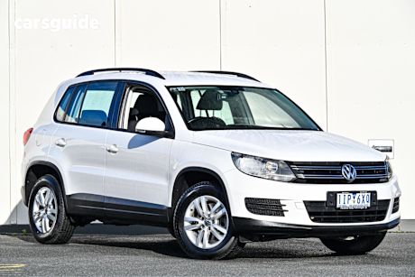 White 2011 Volkswagen Tiguan SUV 103TDI 4WD