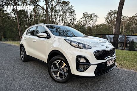 White 2020 Kia Sportage SUV S F