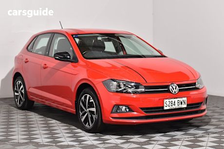 Red 2018 Volkswagen Polo Hatch BEATS F
