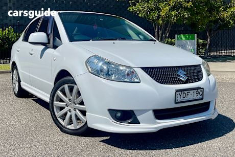 White 2011 Suzuki SX4 Sedan S