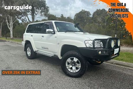 White 2013 Nissan Patrol SUV ST 4X4