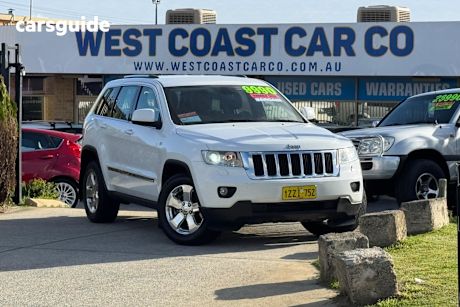 White 2013 Jeep Grand Cherokee Wagon Laredo (4X4)