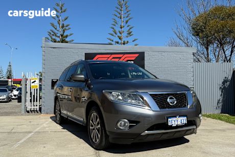 Grey 2016 Nissan Pathfinder SUV ST-L F