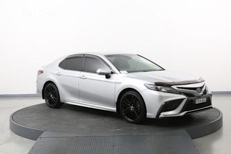 Silver 2021 Toyota Camry Sedan Sx Hybrid