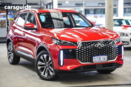 Red 2025 Chery Tiggo 4 SUV ULTIMATE F