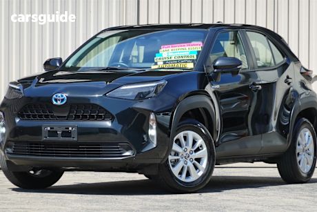 Black 2024 Toyota Yaris Cross Wagon Gx Hybrid