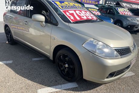 Gold 2007 Nissan Tiida Hatch ST F