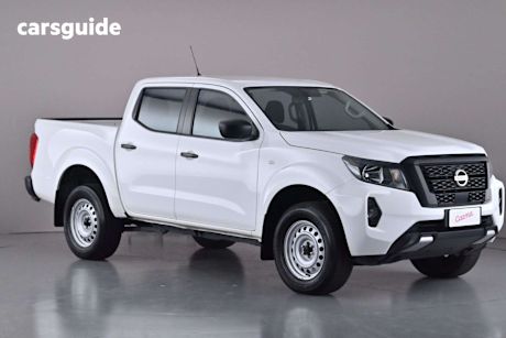 White 2023 Nissan Navara Dual Cab Pick-up Sl (4X4)