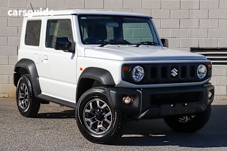 White 2025 Suzuki Jimny SUV GLX 4X4