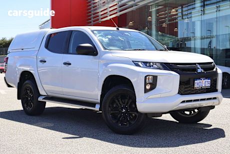 White 2022 Mitsubishi Triton Ute Tray GLX-R 4X4