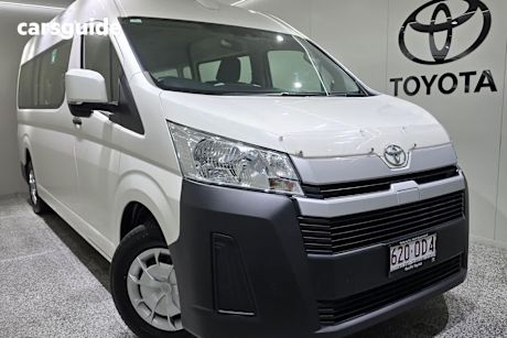 White 2022 Toyota HiAce OtherCar COMMUTER R