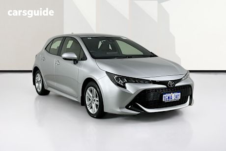 Silver 2019 Toyota Corolla Hatchback Ascent Sport