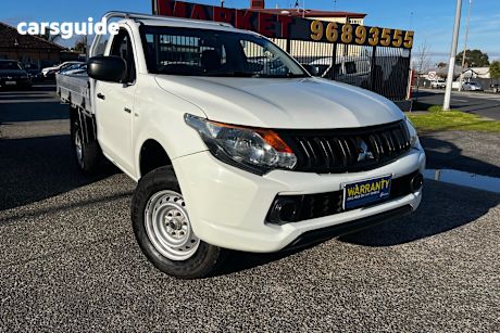 White 2017 Mitsubishi Triton Cab Chassis Glx