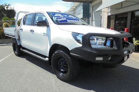 White 2019 Toyota Hilux Ute Tray SR 4X4