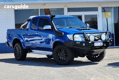 Blue 2014 Toyota Hilux Ute Tray SR5 4X4