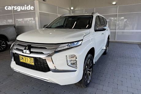 White 2022 Mitsubishi Pajero Sport Wagon Gls (4Wd) 7 Seat