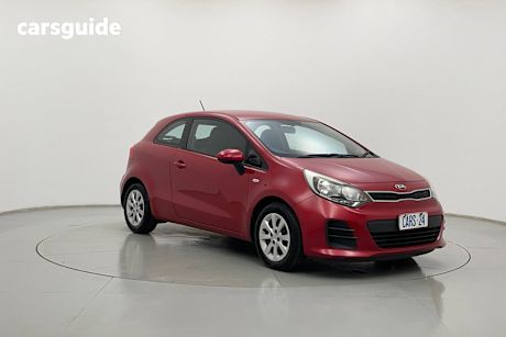 2015 Kia RIO Hatchback S