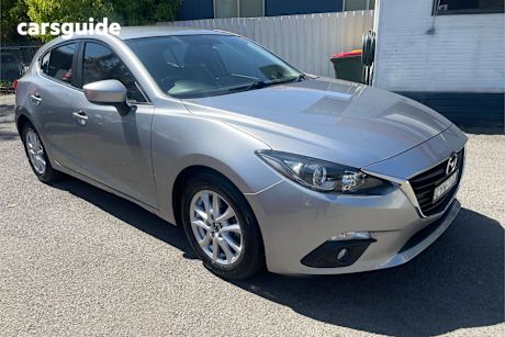 Silver 2015 Mazda Mazda3 Hatch MAXX F