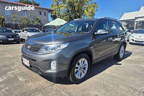 Grey 2014 Kia Sorento SUV SLI F