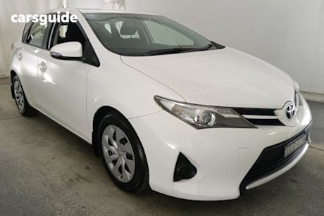 White 2013 Toyota Corolla Hatchback Ascent