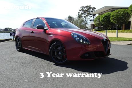 Red 2018 Alfa Romeo Giulietta Hatchback Veloce Tct