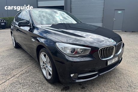 Black 2011 BMW 5 Hatch 530D R
