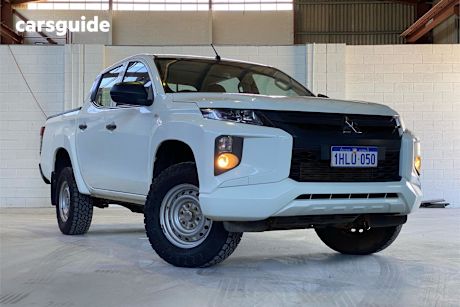 White 2021 Mitsubishi Triton Double Cab Pick Up Glx (4X4)