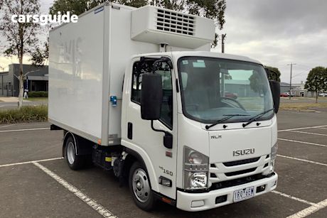 White 2020 Isuzu NLR Cab Chassis 45-150 (Swb)