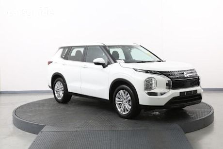 White 2023 Mitsubishi Outlander Wagon Es 7 Seat (2Wd)