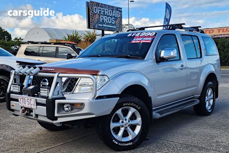 Silver 2011 Nissan Pathfinder SUV ST-L 4X4