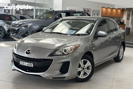 Silver 2013 Mazda 3 Sedan Neo