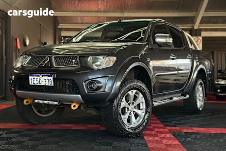 Grey 2014 Mitsubishi Triton Ute Tray GLX-R 4X4
