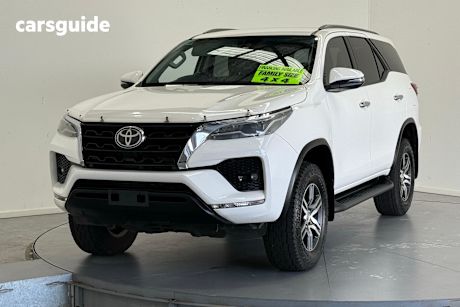 White 2022 Toyota Fortuner SUV GXL 4X4