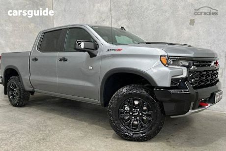 Grey 2023 Chevrolet Silverado Crew Cab Pickup 1500 Zr2