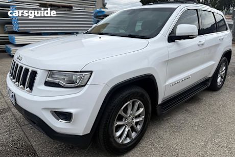 White 2014 Jeep Grand Cherokee SUV LAREDO 4X4