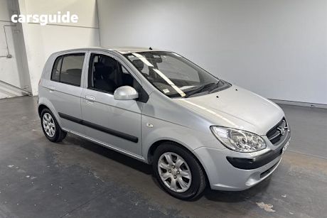 Silver 2009 Hyundai Getz Hatchback S