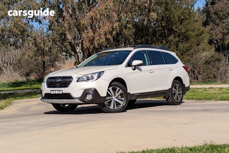 White 2019 Subaru Outback Wagon 2.5I