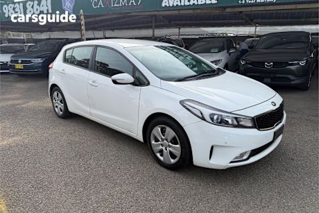 White 2018 Kia Cerato Hatchback S